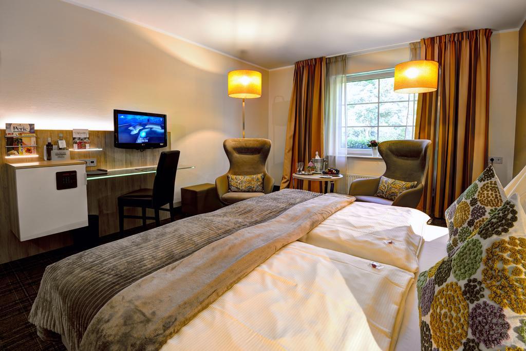 Nordwest-Hotel Amsterdam Bad Zwischenahn Kültér fotó